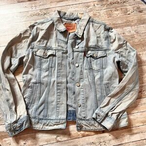 💚Levi’s denim jacket